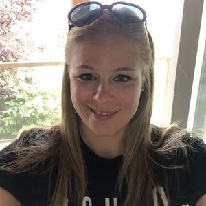 Meet your Posher, Christine